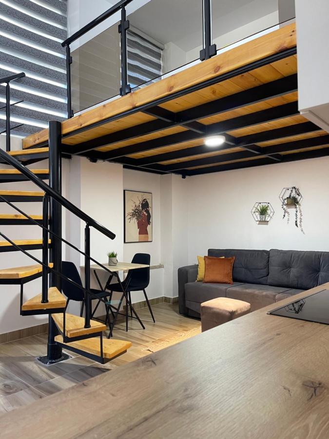 D&E Apartaments Тирана Екстер'єр фото