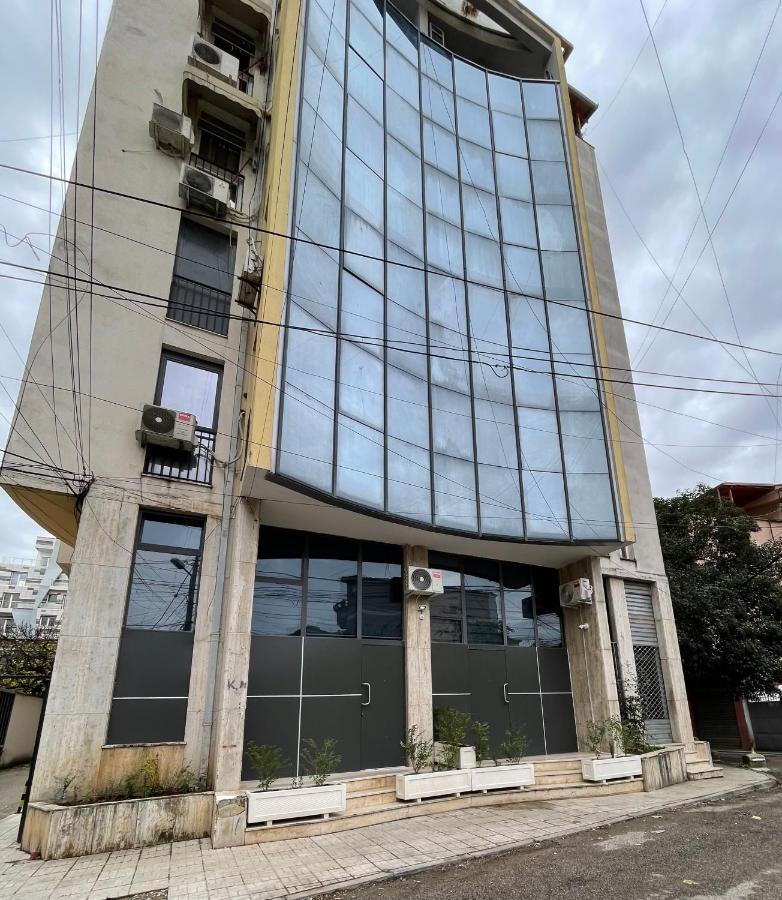 D&E Apartaments Тирана Екстер'єр фото