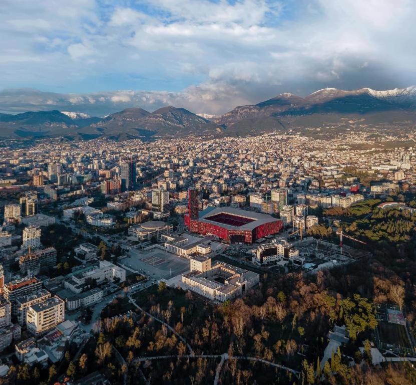 D&E Apartaments Тирана Екстер'єр фото